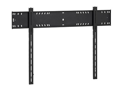 Professional TV mount installation in London with precise levelling, premium bracket.