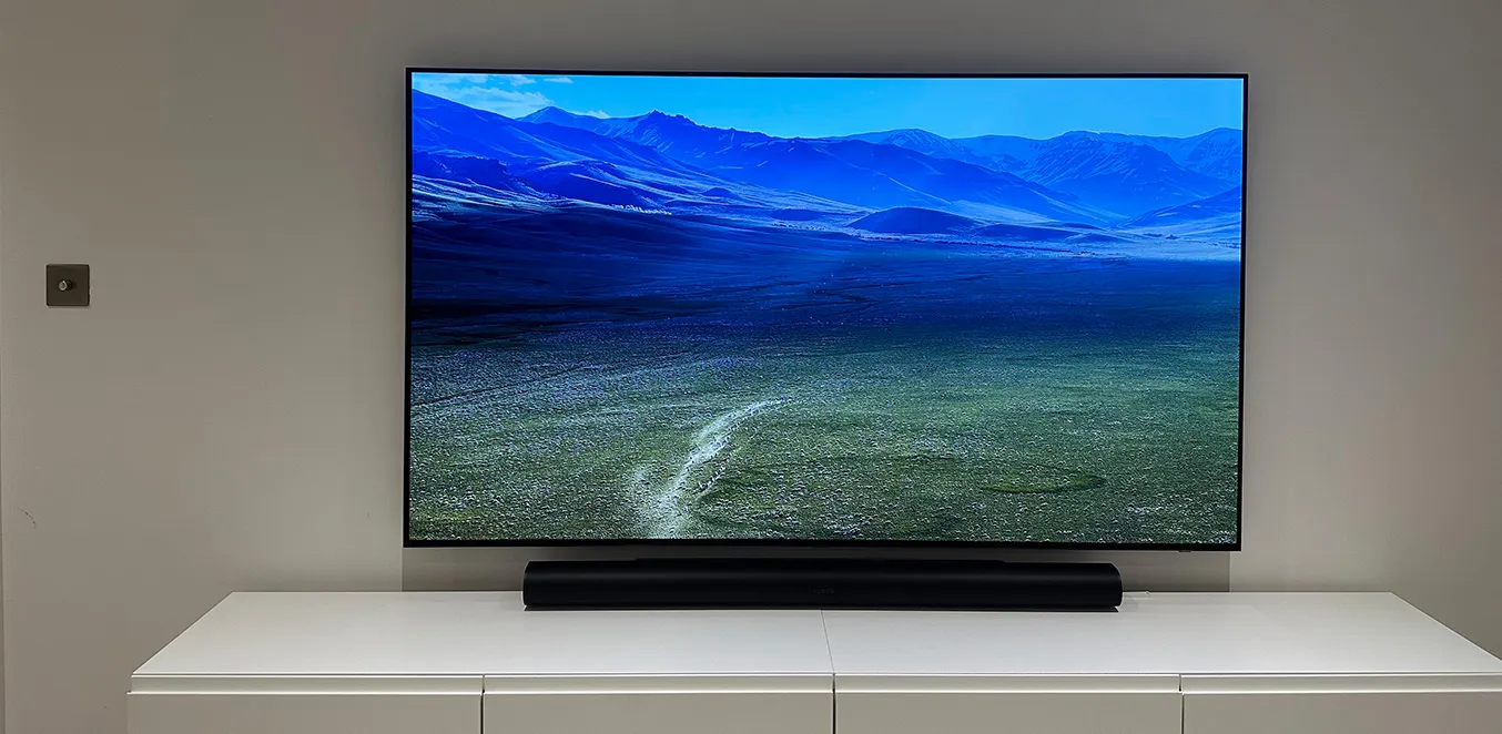 sky glass gen 2 tv wall mounting london – professional installers for safe and neat setup.